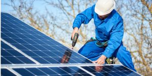 Installation Maintenance Panneaux Solaires Photovoltaïques à Lardy